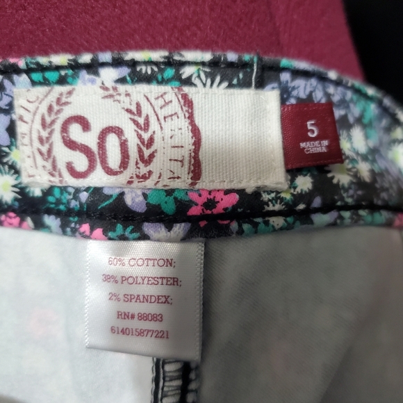 SO Vibrant Floral Jeggings Size 5 - Picture 8 of 8